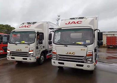 �����̳�����